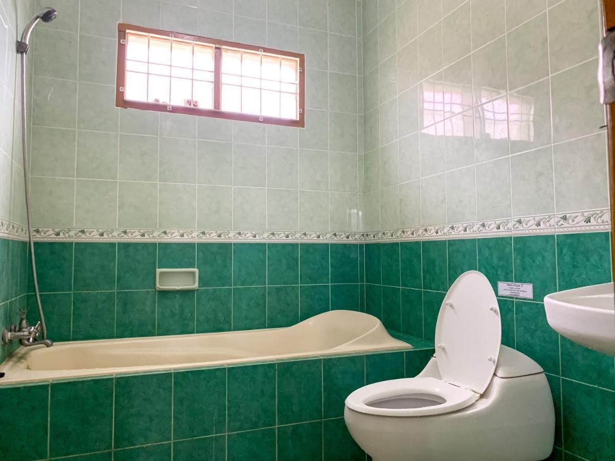 Beranda Istirahat Villa 4Br At Galaxy Resort Puncak Cikundul Ngoại thất bức ảnh